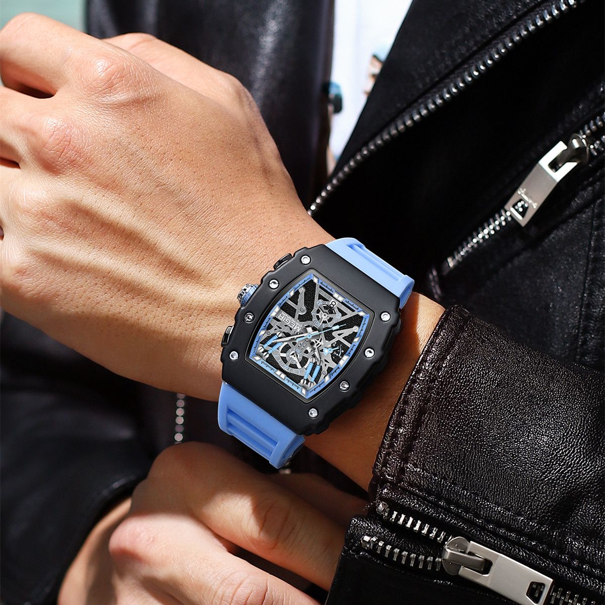 MEGIR Luxury Outdoor Sport Wristwatch for Men Silicone Waterproof Watches Quartz Military Watch Male Clock Chronograph 2218